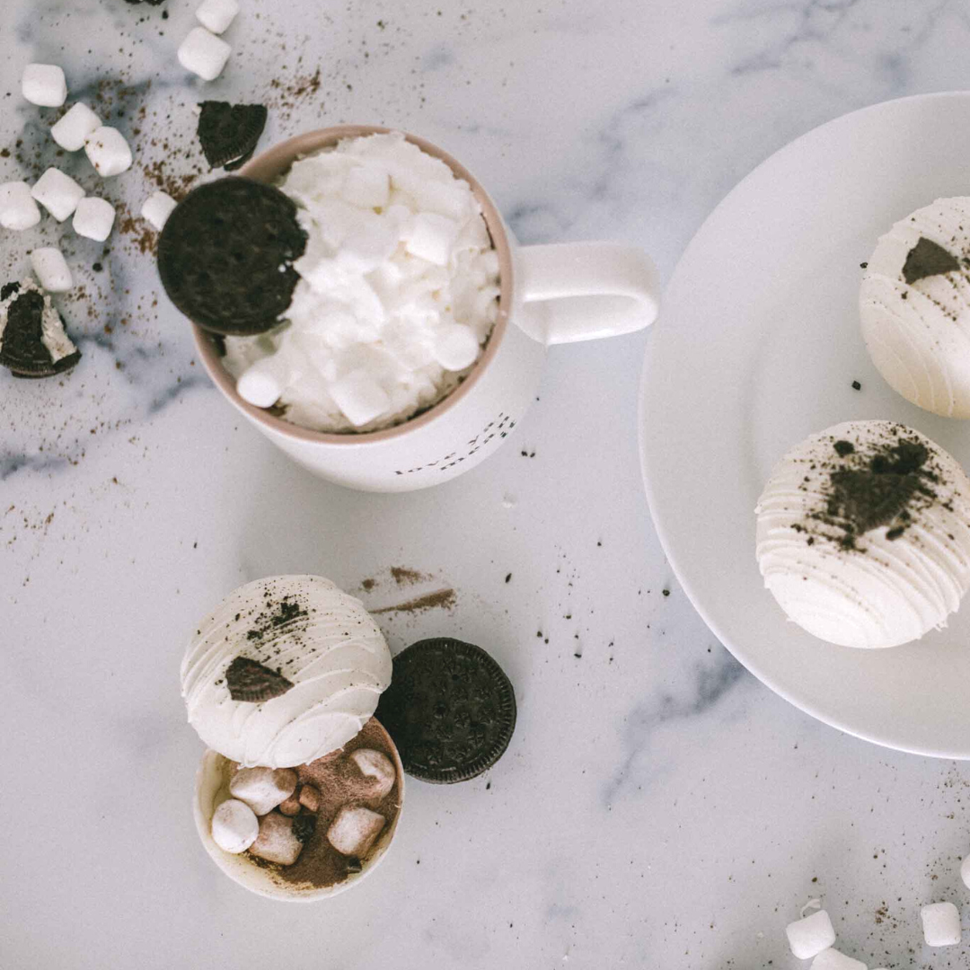 Cookies and Cream Hot Cocoa Bombs