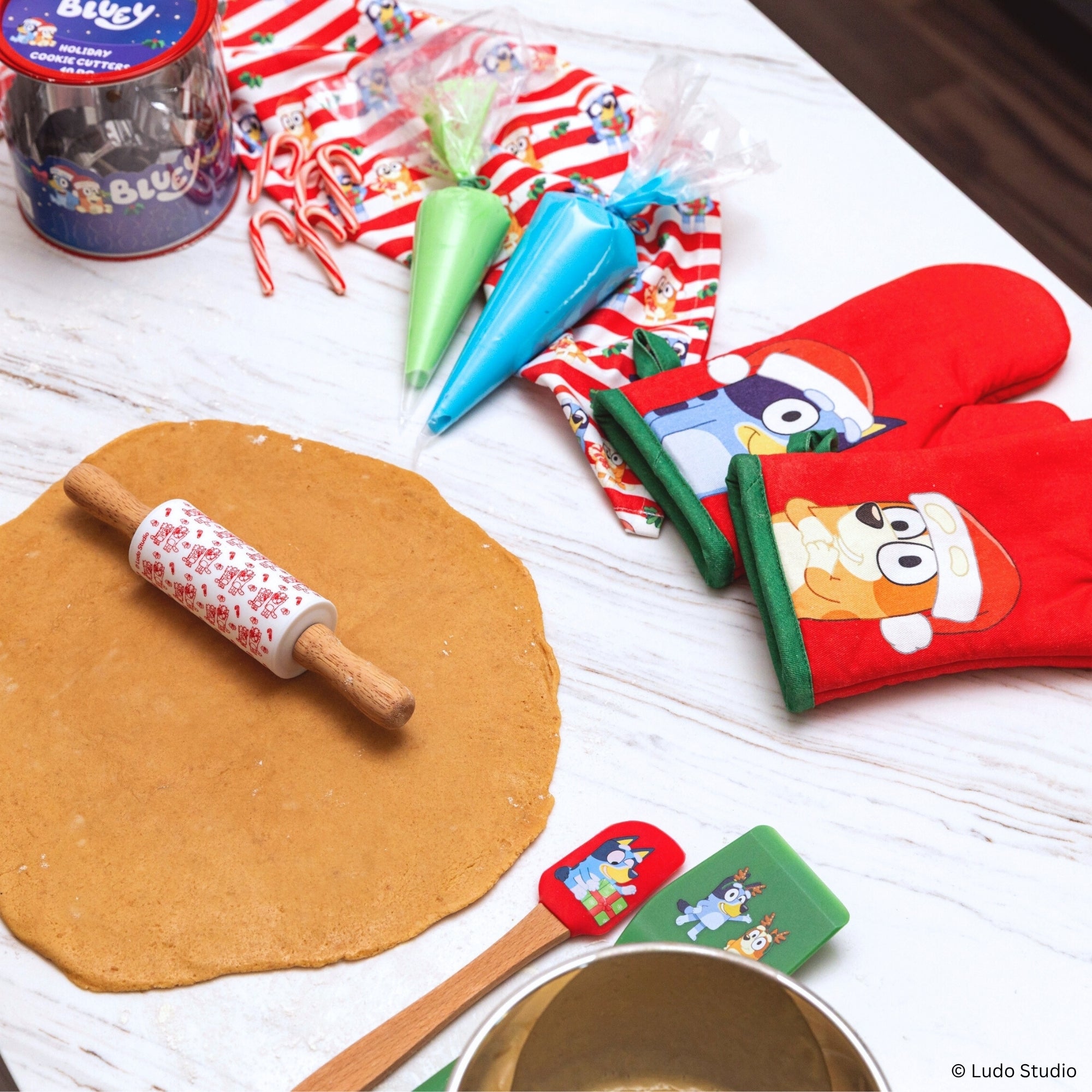 Bluey Holiday Kitchen Towels – Set of 2