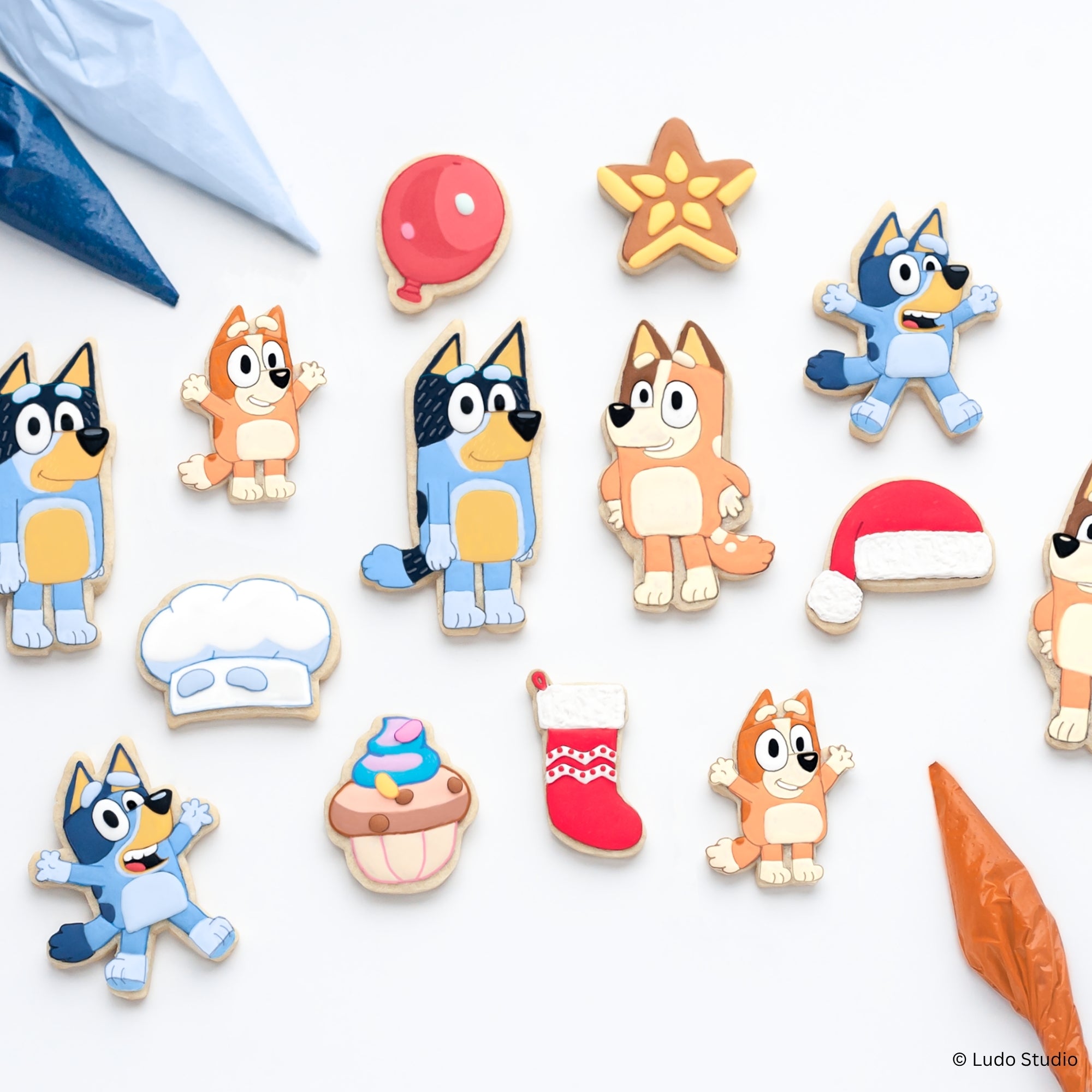 BLUEY Holiday Cookie Cutters – Set of 10