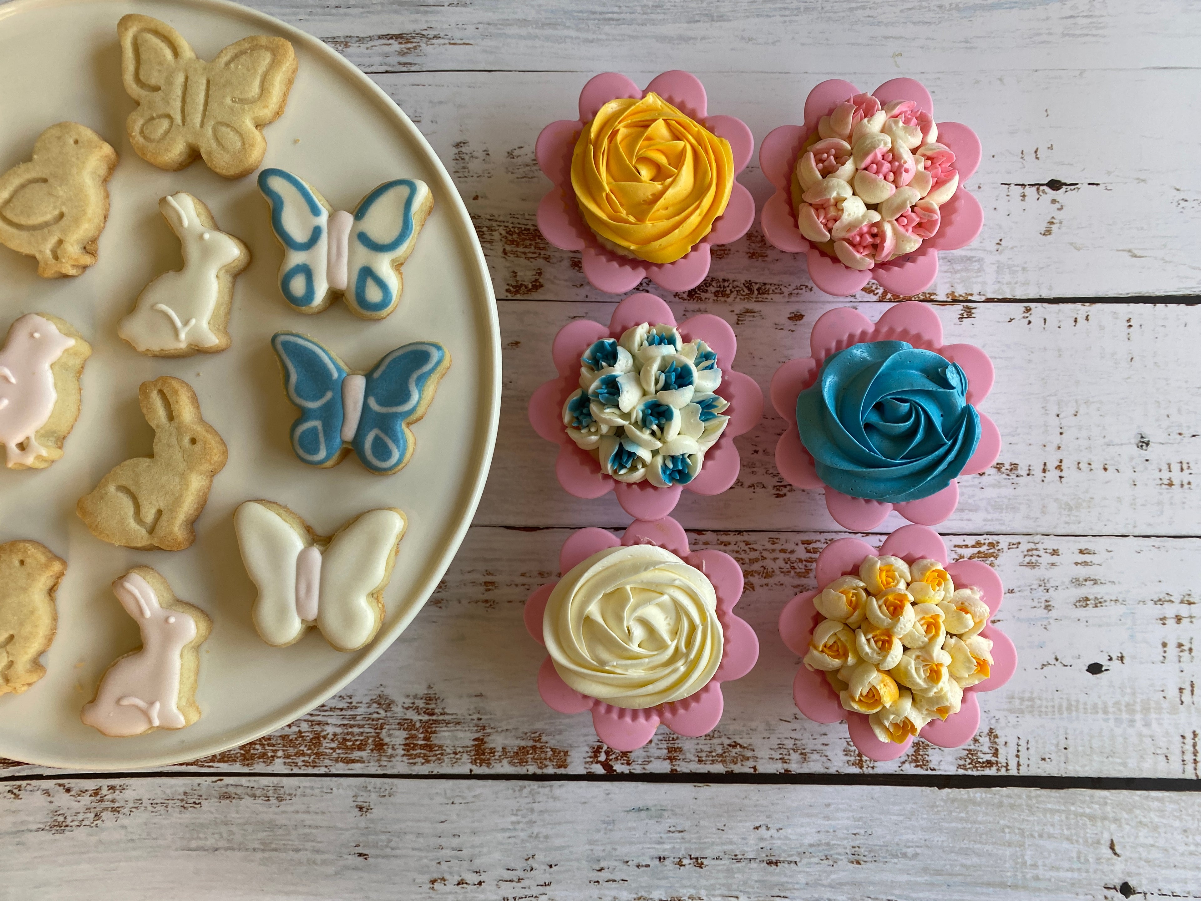 Spring Fling Springtime Fun Baking Set