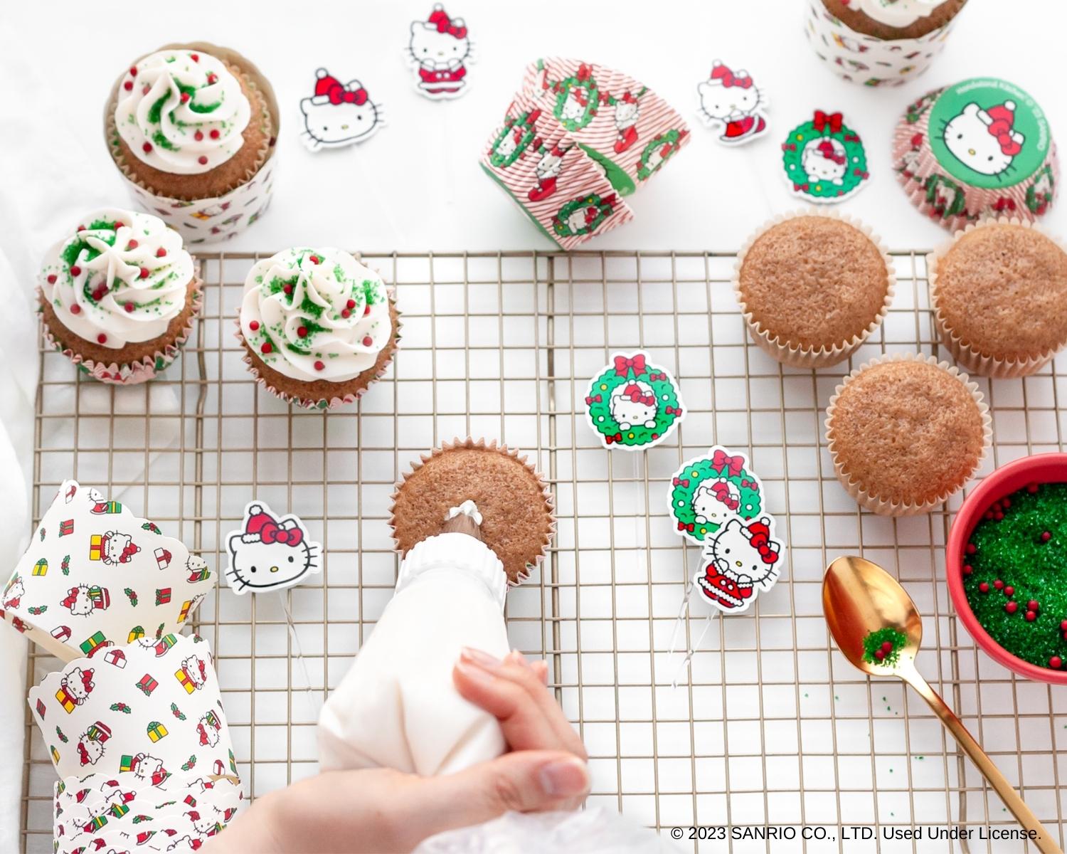 Hello Kitty Holiday Cupcake Party Set