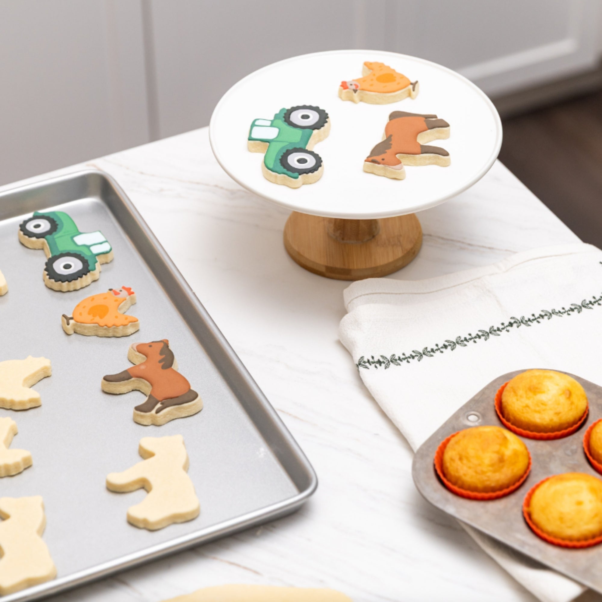 Farm Friends Intro to Baking Set - 12 Pc with Cookie Cutters