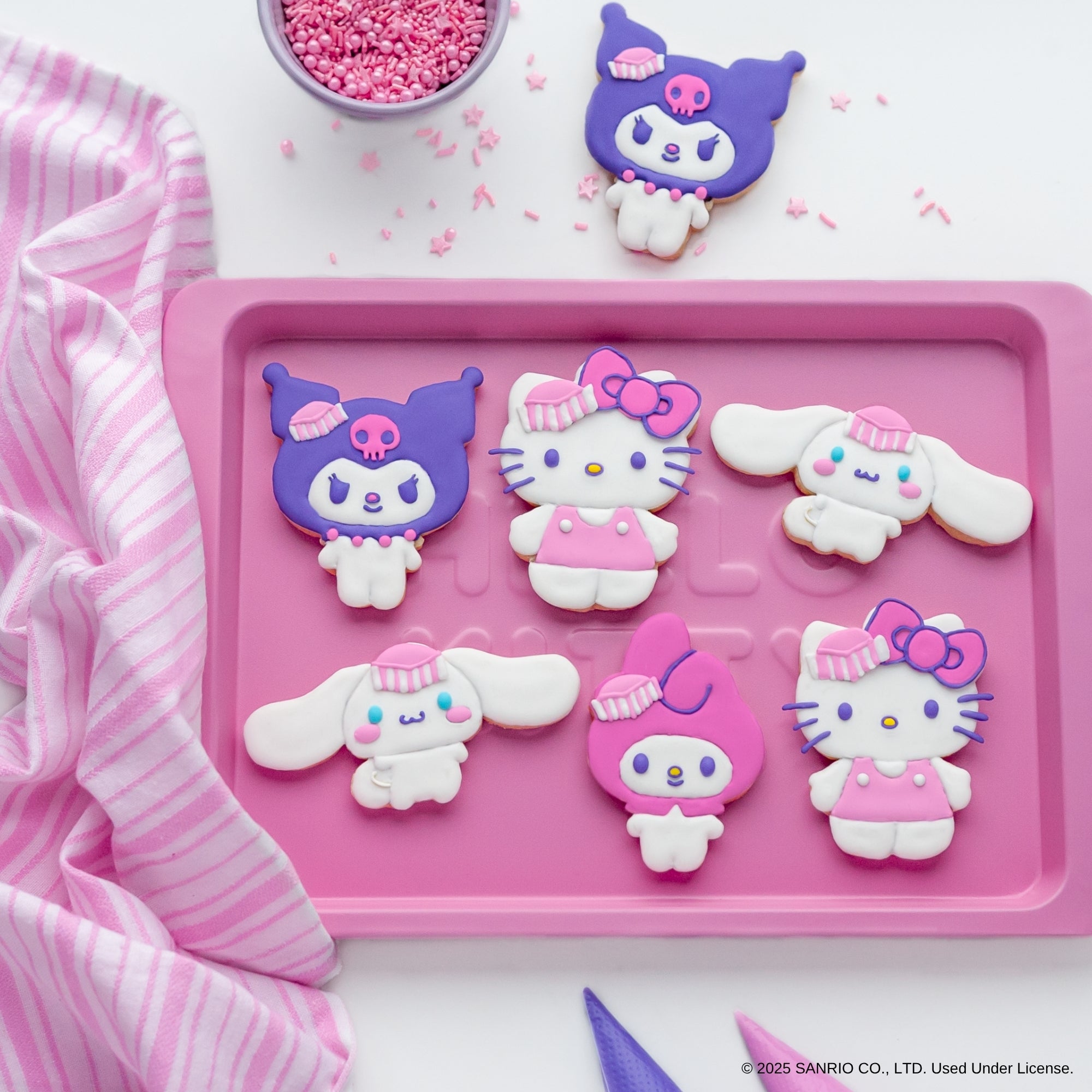 Handstand Kitchen Hello Kitty and Friends Cookie Cutters - Thumbnail 4