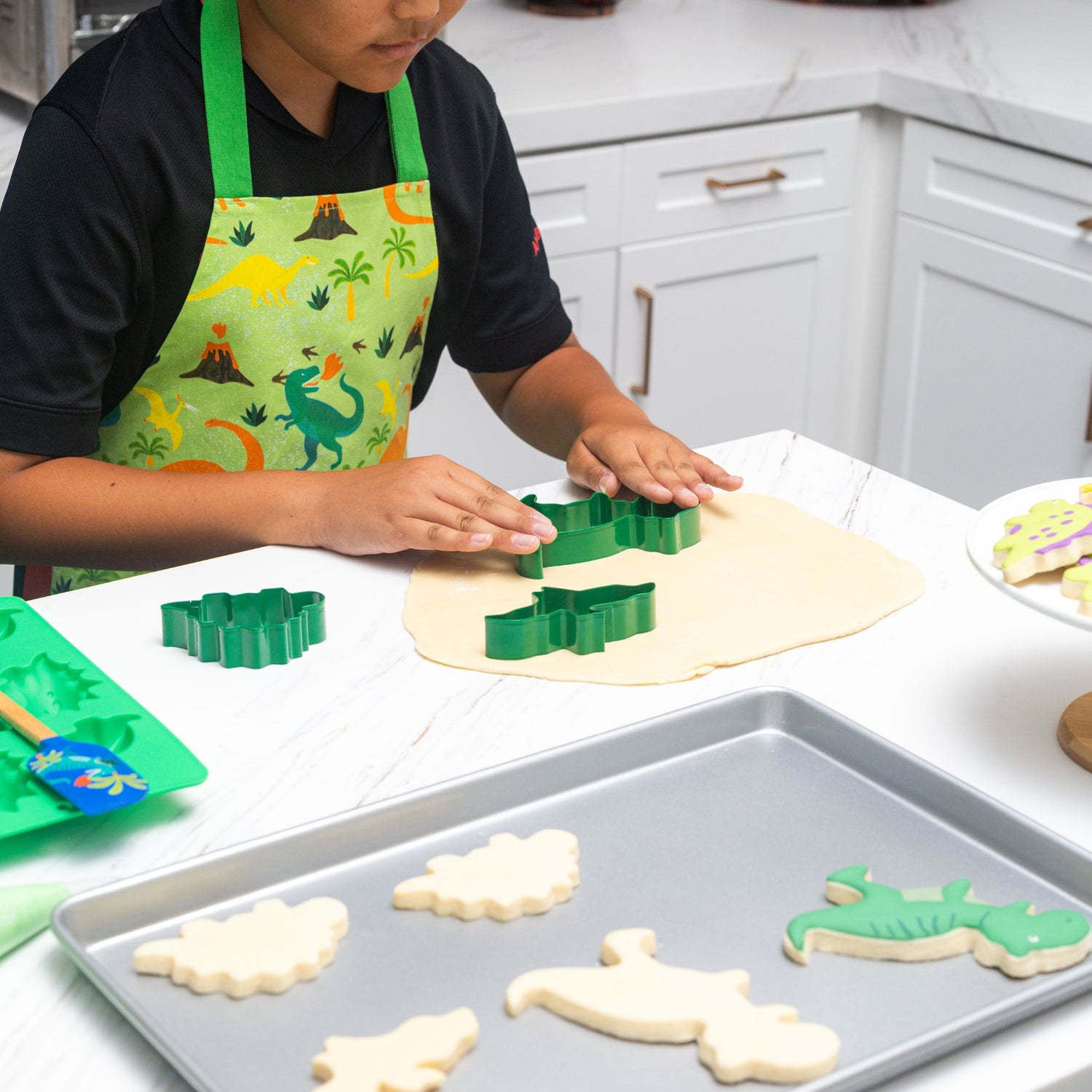 Prehistoric Party Baking Set