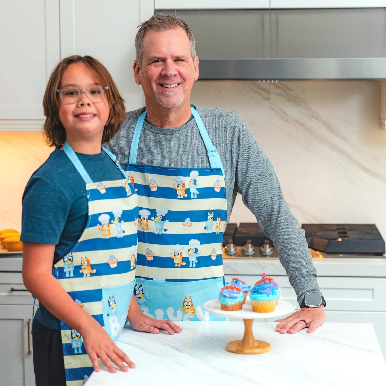 BLUEY Adult and Youth Apron Set