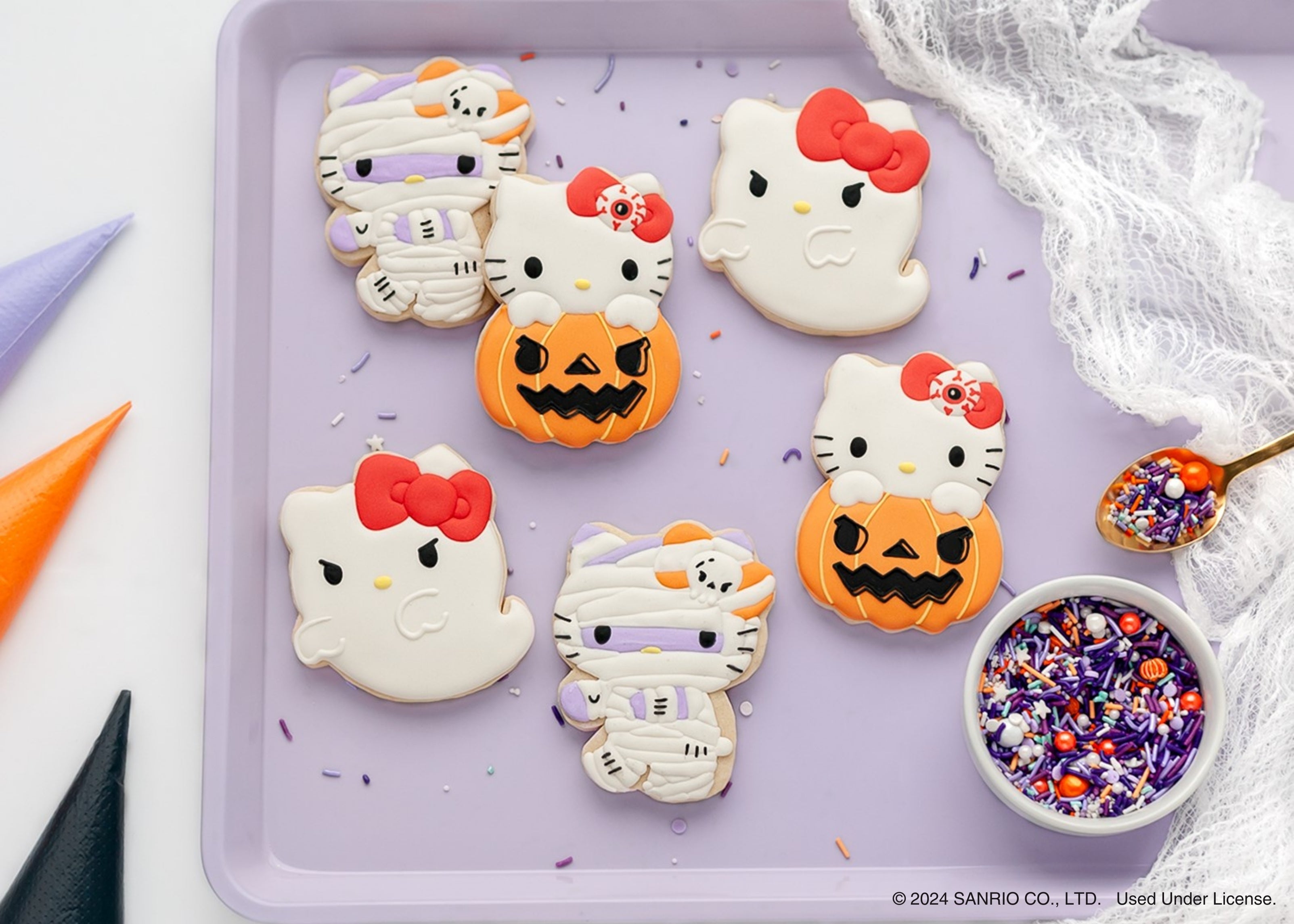 Hello Kitty halloween sold bundle